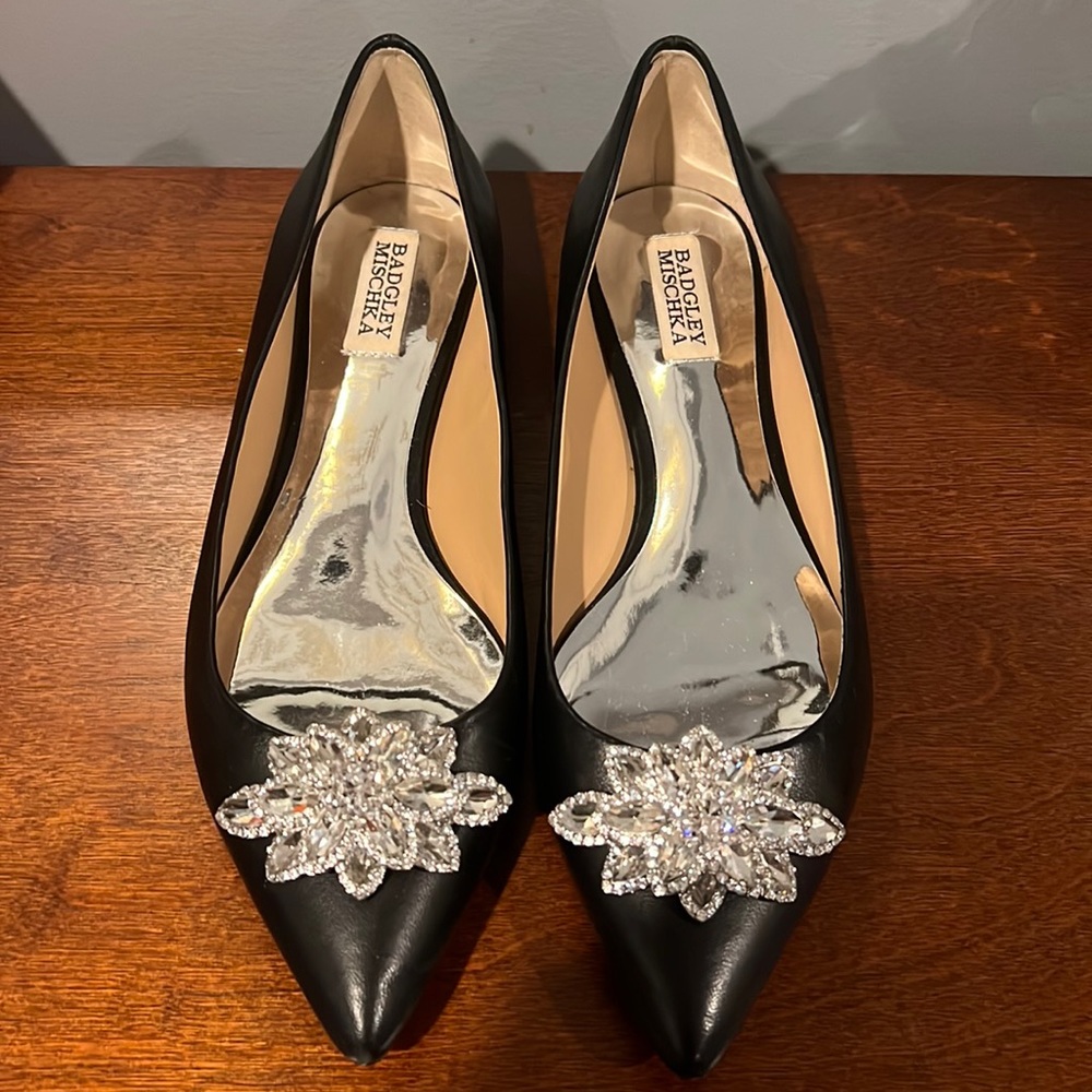 Badgley Mischka Flats